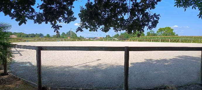 Carrière extérieure en sable