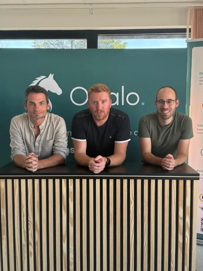 L'équipe technique de notre plateforme dédiée au transport de chevaux Transport pour chevaux